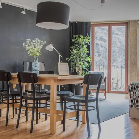 圣本托斯波特公寓 *